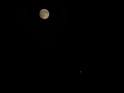 Księżyc z Jowiszem 9 listopad 2011